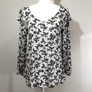 Floral print blouse, long sleeves